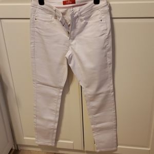 ROYALTY SKINNY JEANS